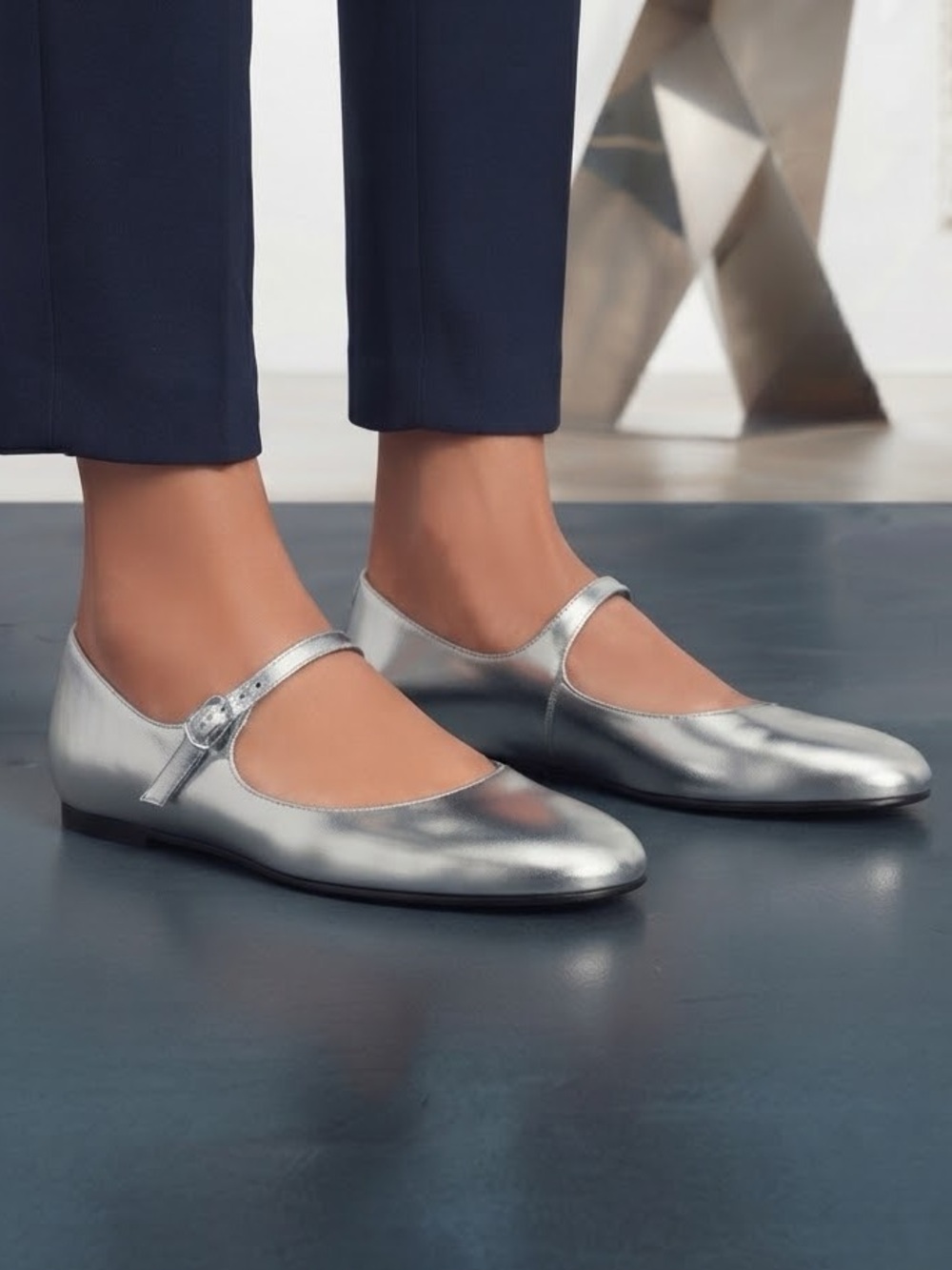 Aerosoles Silver Mirror Metallic Mary Jane Flats Buckle Strap Shoes 9.5 Coquette